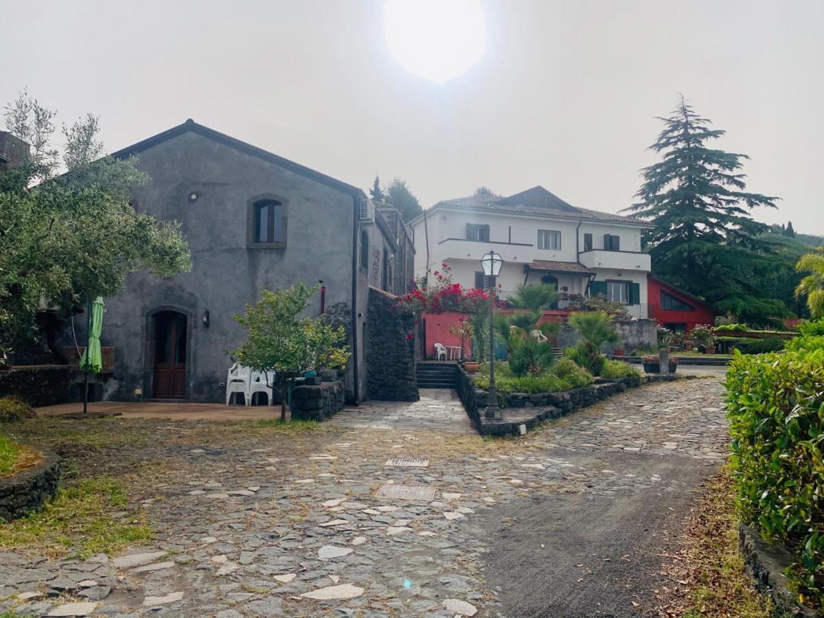 Villa Alessio - Case Vacanza Con Piscina Sull'Etna Puntalazzo Eksteriør billede
