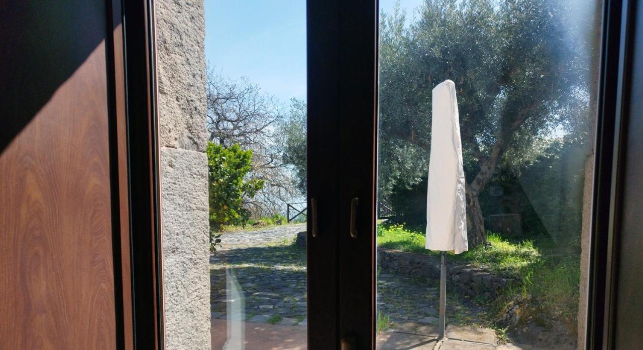 Villa Alessio - Case Vacanza Con Piscina Sull'Etna Puntalazzo Eksteriør billede