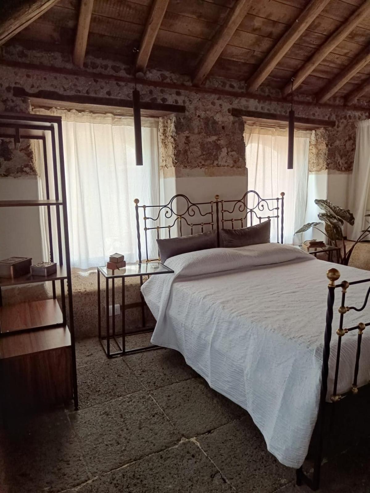 Villa Alessio - Case Vacanza Con Piscina Sull'Etna Puntalazzo Eksteriør billede